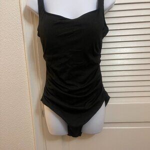 AIDONGER Black Ribbed Ruched One Piece Swimsuit NWT L